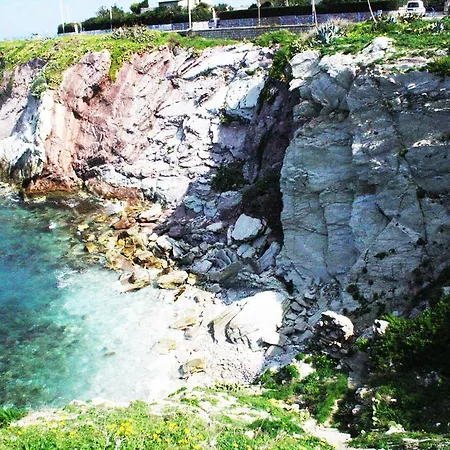 Cala Rossa Vacanze شقة *